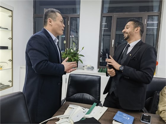 4EDF4F8912321E3DBD18D03CA5B8660E_看圖王