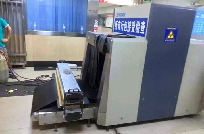 annilte為徐州長(zhǎng)途汽車站提供輸送帶現(xiàn)場(chǎng)安裝服務(wù)