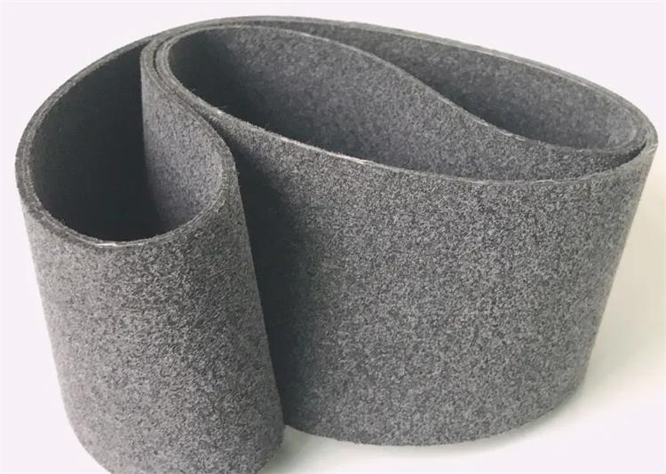 切割地毯毛氈帶