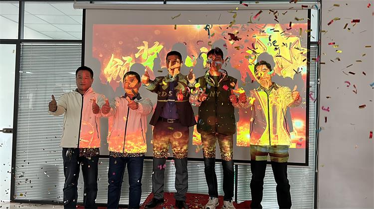 表彰大會(huì)-8