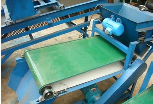 輸送帶廠家輸送帶生產(chǎn)廠家正反輸送帶