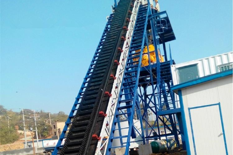 Z字提升機輸送帶 Z字提升機輸送帶